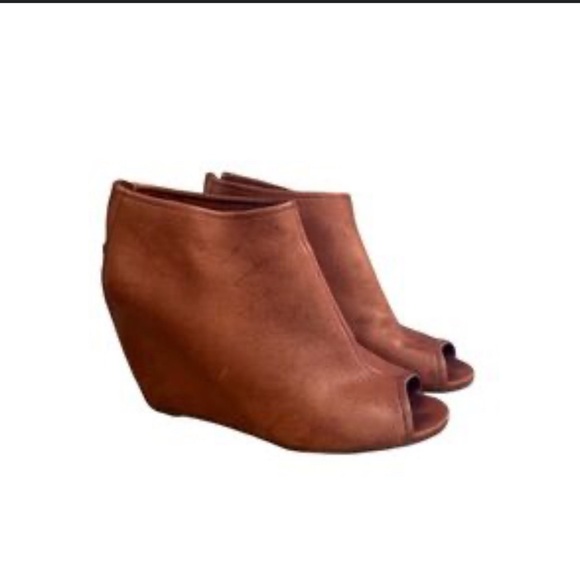 Nine West Peep Toe Rust Brown Leather Booties. Sz 9 - Picture 4 of 6